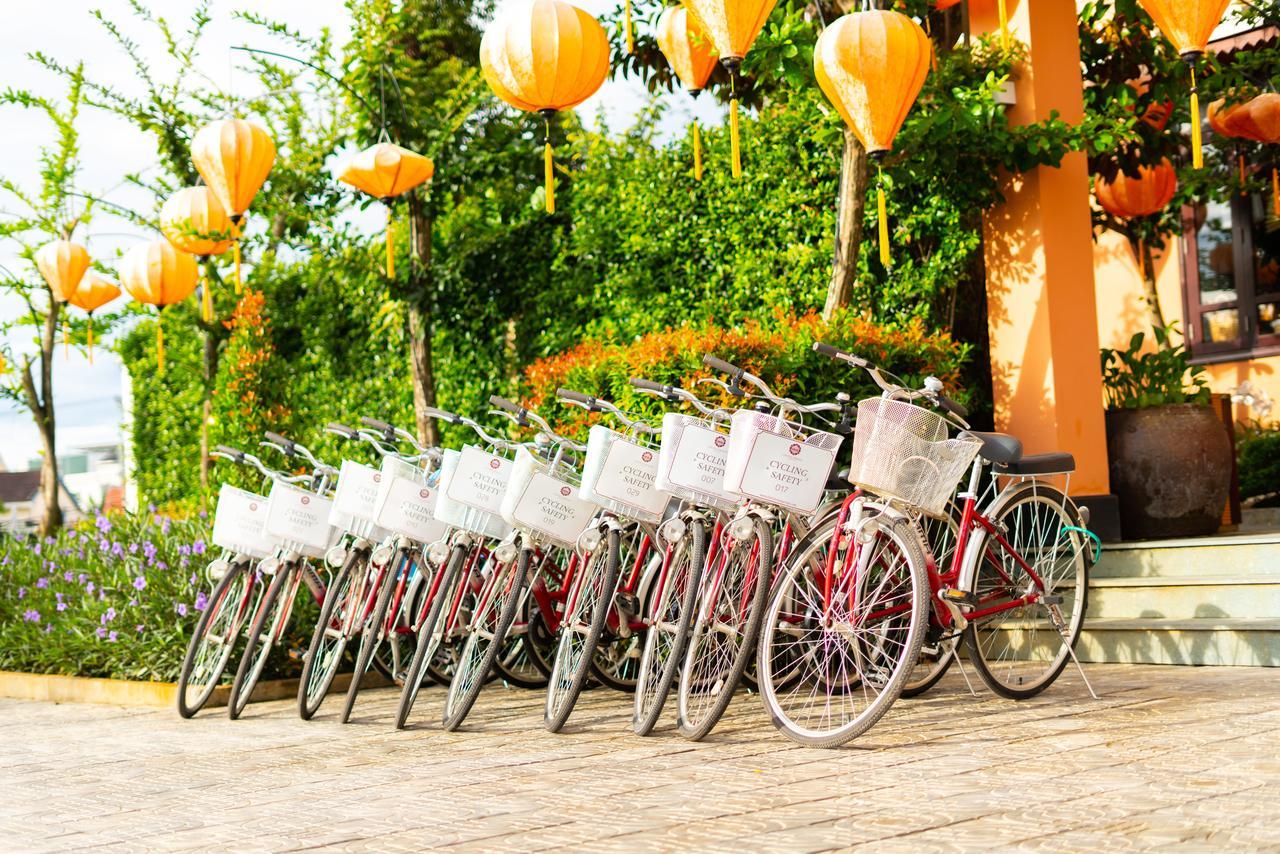 Allegro Hoi An . A Little Luxury Hotel & Spa Exterior photo Bicycles for rent in Hoi An